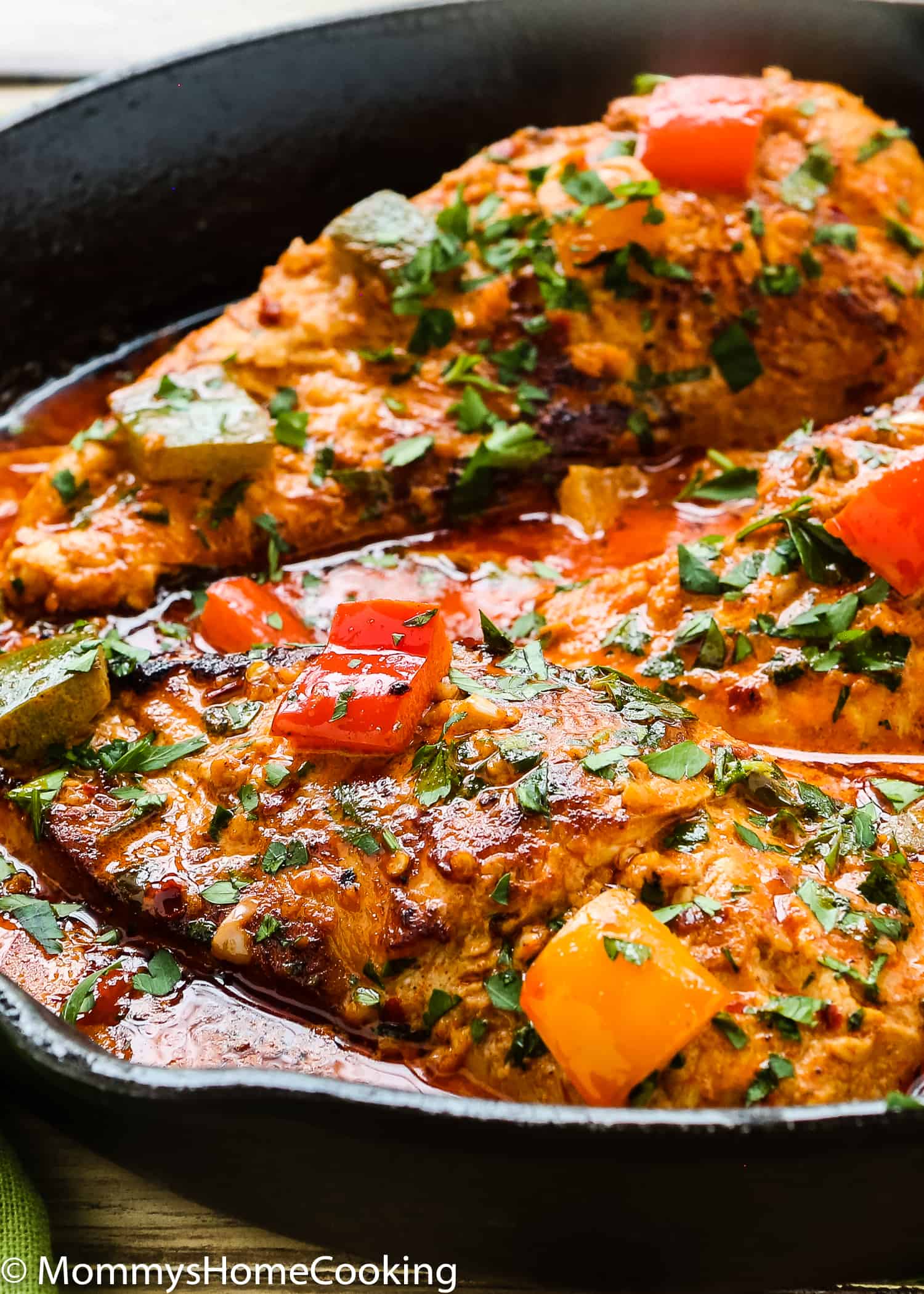 This Creamy Peri Peri Chicken is zesty, succulent, and easy to pull off. A simple weeknight dish, yet fancy enough to wow your guests at any gathering. https://mommyshomecooking.com