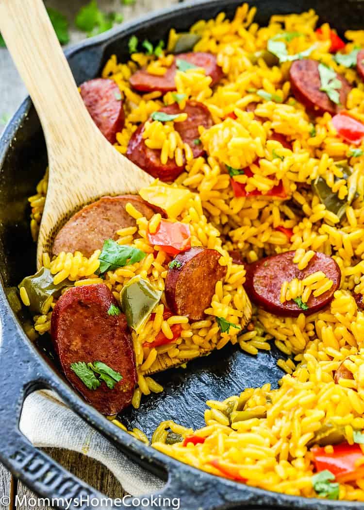 This Easy Sausage and Peppers Rice Skillet is really satisfying and delicious. it’s easy and quick to put together since it’s done in 30 minutes. Perfect for any day of the week! https://mommyshomecooking.com