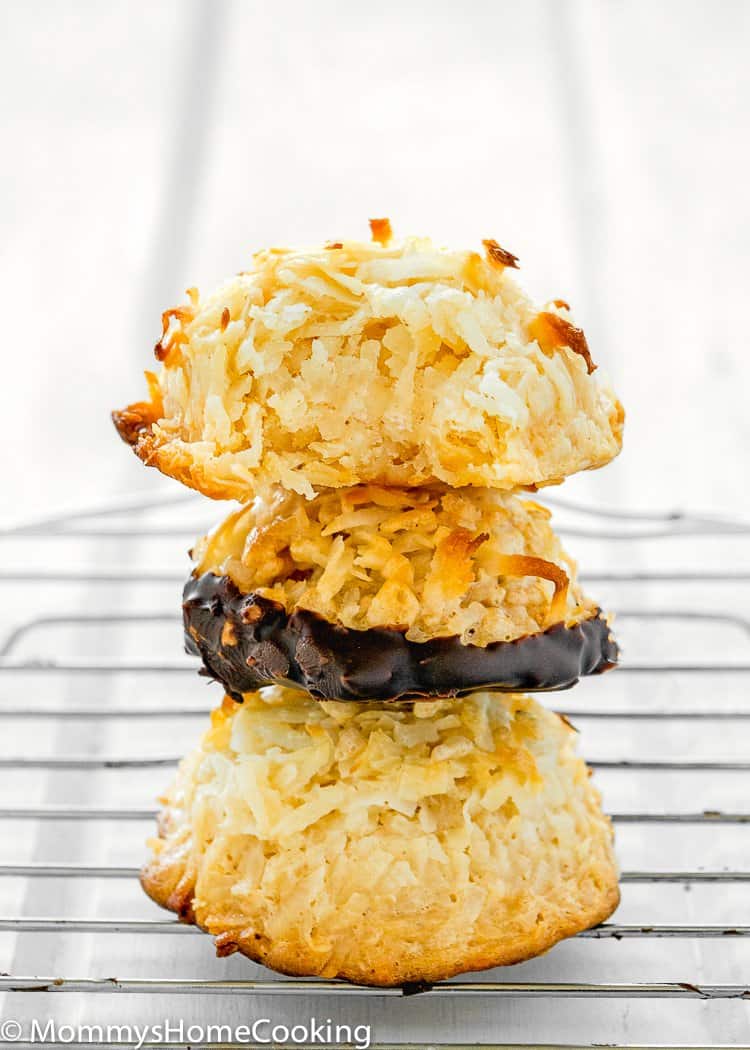 How to make Eggless Coconut Macaroons stack