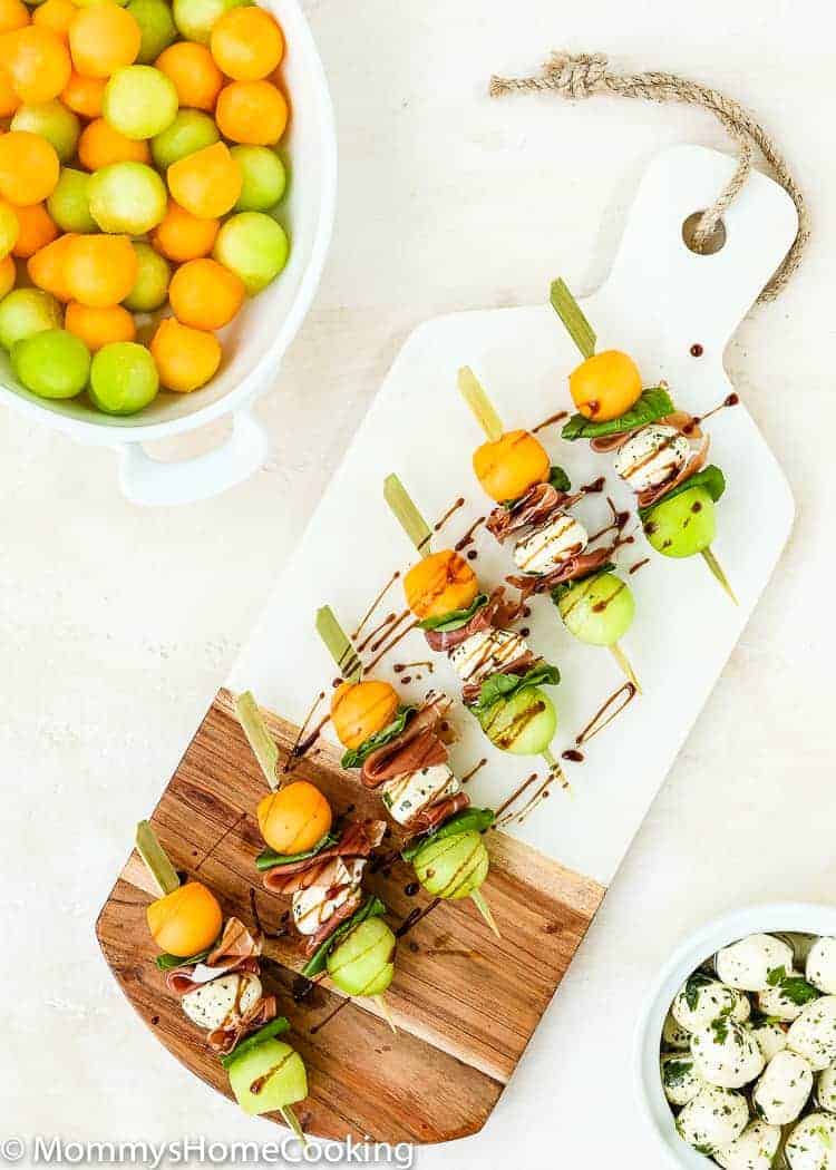 These Prosciutto Melon Skewers are sweet, salty, and tangy all in one. They come together in minutes and are delish. Perfect appetizer recipe for an al fresco summer gathering! https://mommyshomecooking.com