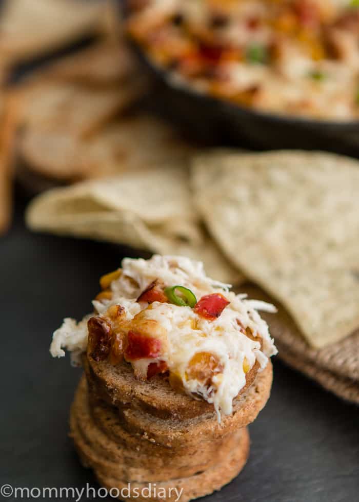 Roasted Corn and Pepper Crab Dip | mommyshomecooking.com