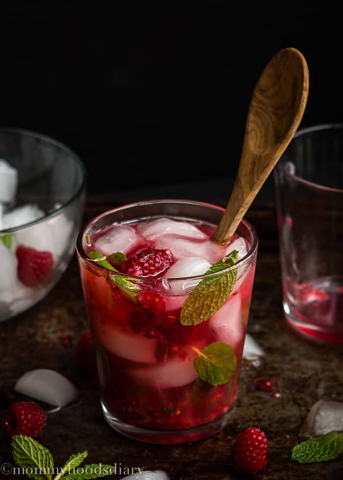 Raspberry Vodka Mojito | Mommyhood's Diary